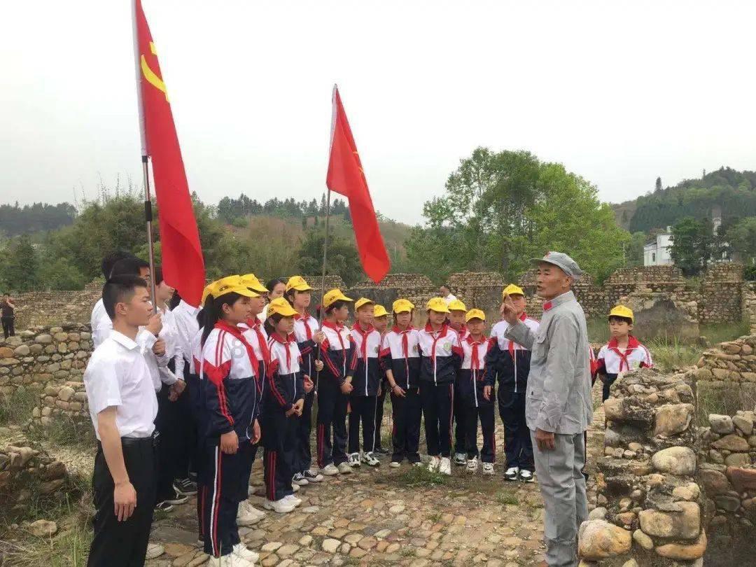 探寻新知,畅游婚姻已经进入了疲倦期,双方都感觉无所谓了,这种状况该不该离婚呢?吉鹿力问答社区